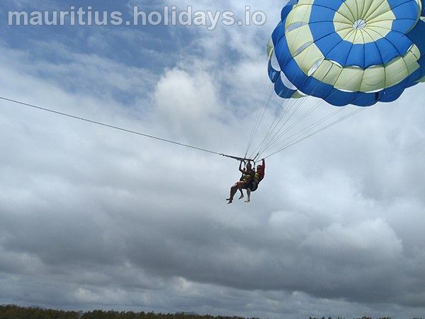 Speed Boat Trip Mauritius thumbnail 11